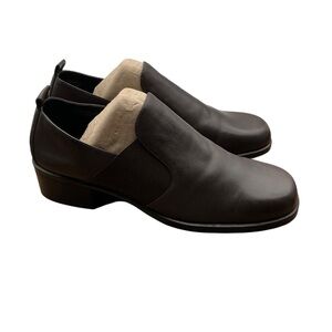 Laura Scott Classic Brown Leather loafers‎ size 9.5M